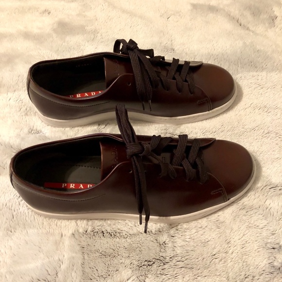 Prada Luxury Brown Leather Sneakers Contrast Sole - Picture 4 of 8